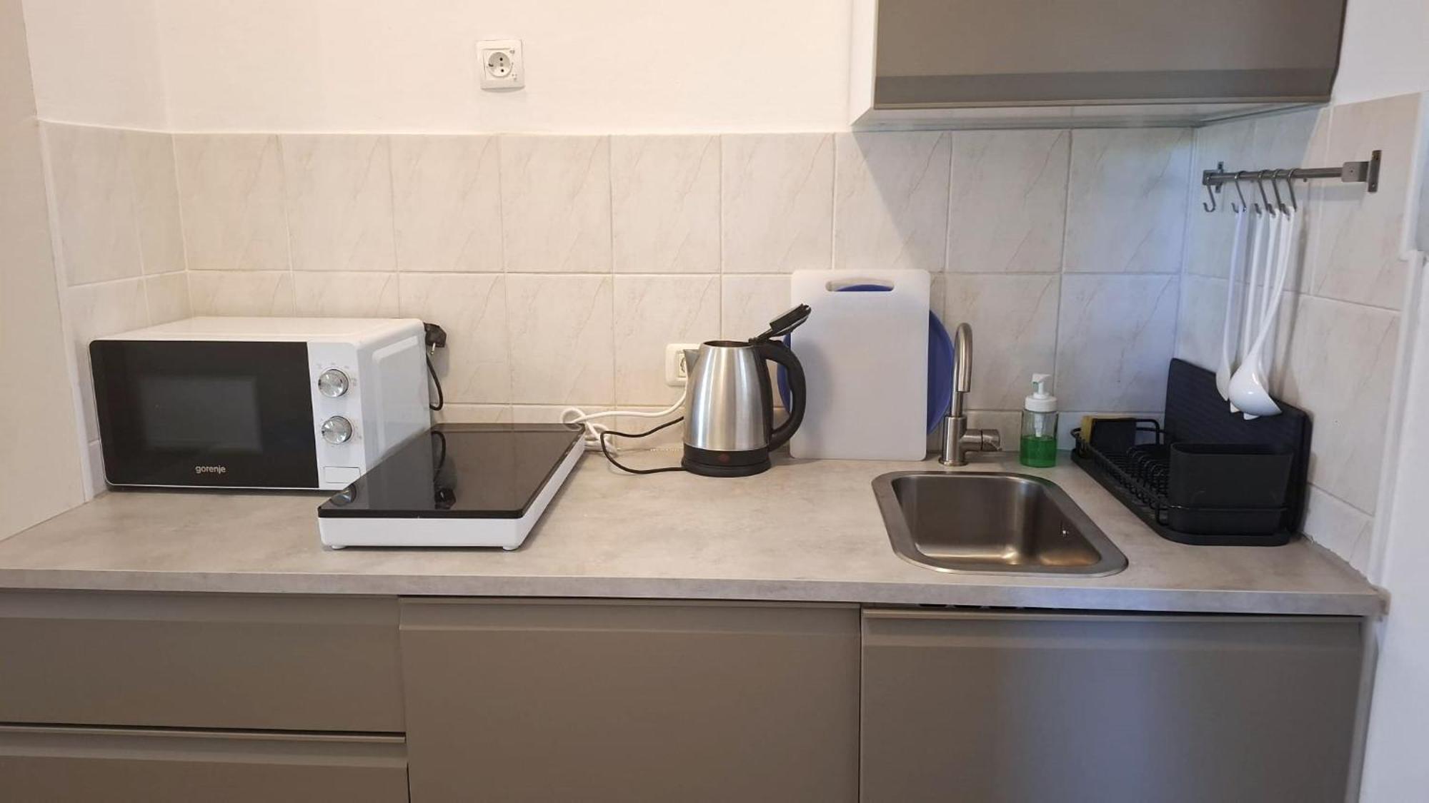 Apartman Karin Donji Karin Exteriör bild